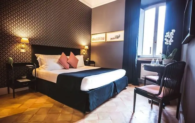 Basic Üç Kişilik Oda, Birden Çok Yatak