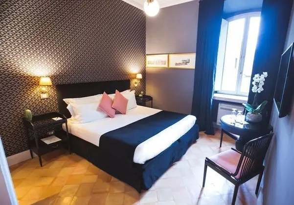 Basic Üç Kişilik Oda, Birden Çok Yatak