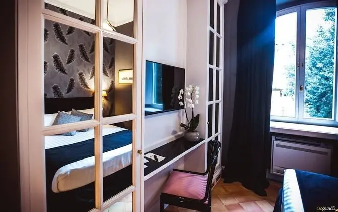 Superior Tek Büyük Yataklı Oda