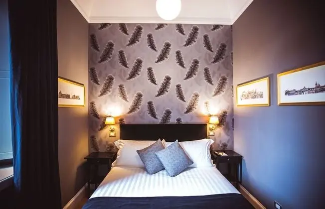 Superior Tek Büyük Yataklı Oda