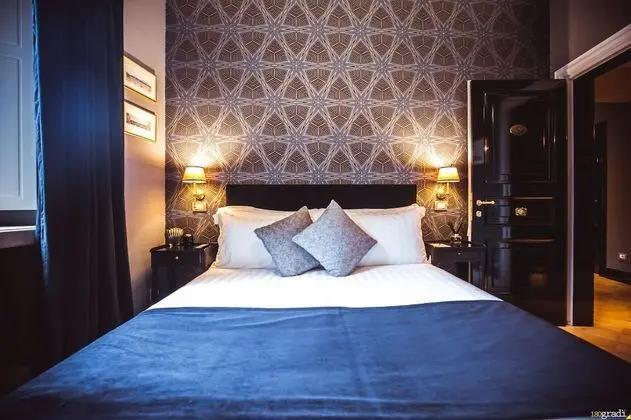 Superior Tek Büyük Yataklı Oda