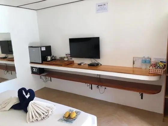 Deluxe Oda, 1 En Büyük (King) Boy Yatak, Balkon/Veranda, Havuz Kenarı