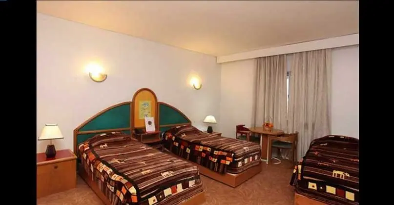 Üçlü Standard
