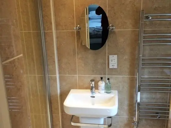 Luxury Tek Büyük Yataklı Oda, Banyolu/Duşlu