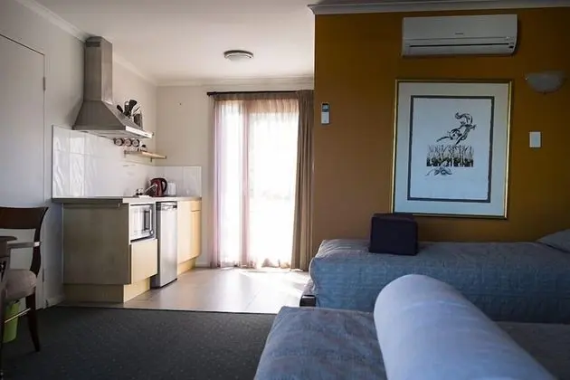 Standard Stüdyo, Mutfak (Self-Catering Studio)