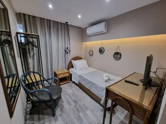 Economy Room, Semi Basement