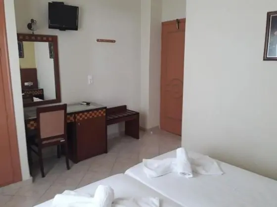 Tek Büyük veya İki Ayrı Yataklı Oda, Şehir Manzaralı