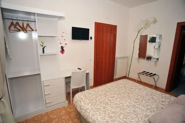 Superior Tek Büyük Yataklı Oda (Vesuvio)