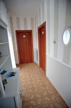 Superior Tek Büyük Yataklı Oda (Vesuvio)