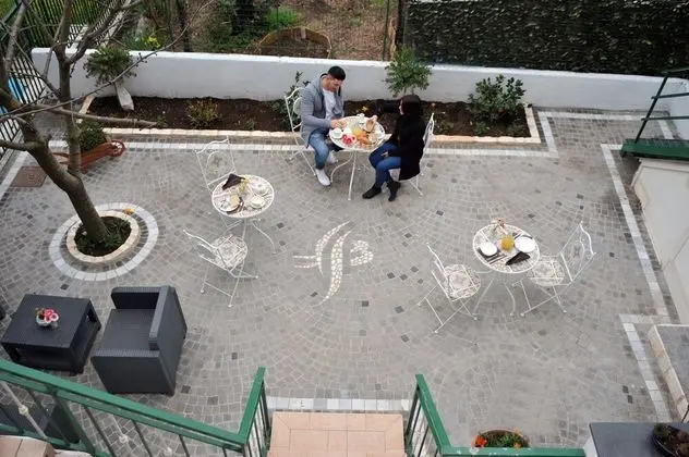 Superior Tek Büyük Yataklı Oda (Vesuvio)