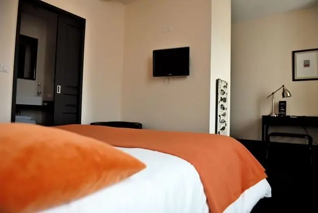 Comfort Tek Büyük Yataklı Oda, Bahçe Manzaralı