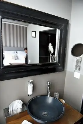 Comfort Tek Büyük Yataklı Oda, Bahçe Manzaralı