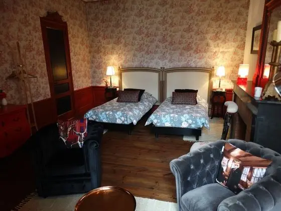 Deluxe Tek Büyük veya İki Ayrı Yataklı Oda, Zemin Kat (Chambre de Mme Doullys)