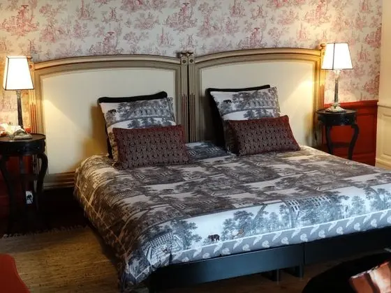 Deluxe Tek Büyük veya İki Ayrı Yataklı Oda, Zemin Kat (Chambre de Mme Doullys)