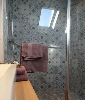 Deluxe Tek Büyük Yataklı Oda (Chambre d'Athanase)