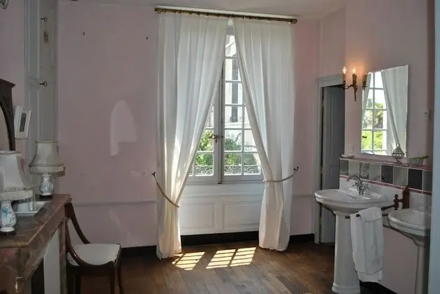 Tek Büyük Yataklı Oda (La Chambre de Ragotin)