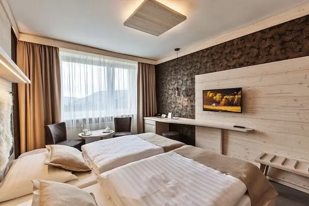 Classic Tek Büyük veya İki Ayrı Yataklı Oda