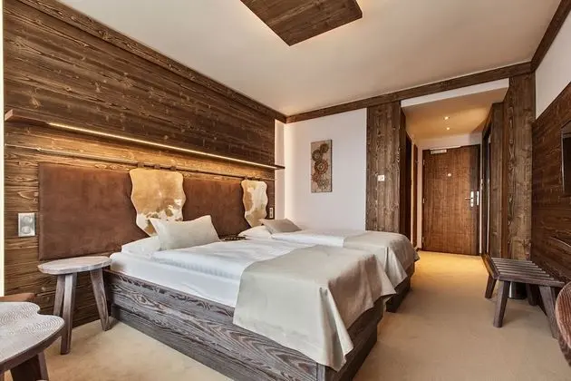 Classic Tek Büyük veya İki Ayrı Yataklı Oda