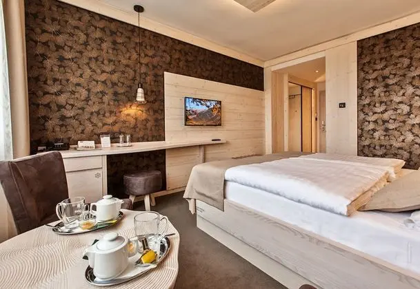 Classic Tek Büyük veya İki Ayrı Yataklı Oda