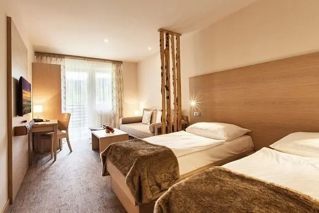 Junior Tek Büyük Yataklı Oda