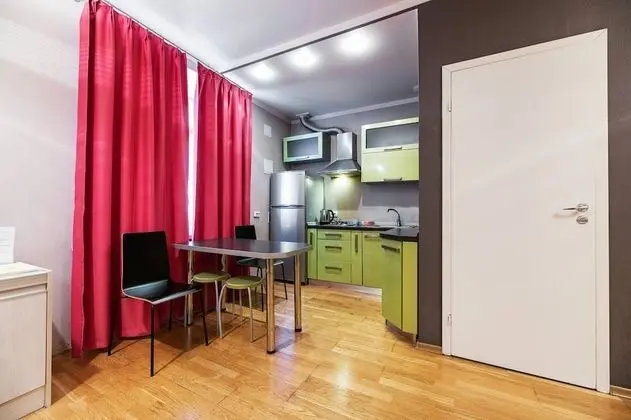 Standard Stüdyo, Balkon