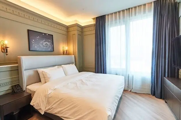 Deluxe Tek Büyük Yataklı Oda