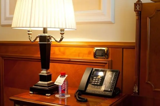 Comfort Tek Büyük veya İki Ayrı Yataklı Oda