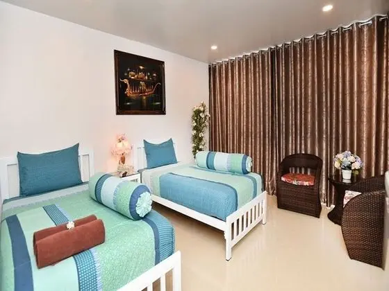 Standard Twin Room