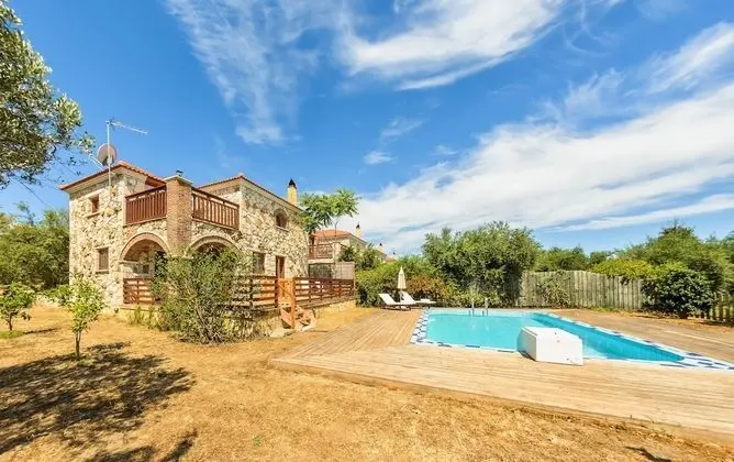 Villa, 2 Yatak Odası, Kişiye Özel Havuzlu