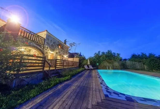 Villa, 2 Yatak Odası, Kişiye Özel Havuzlu