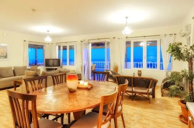 Apart Daire, 3 Yatak Odası, Deniz Manzaralı