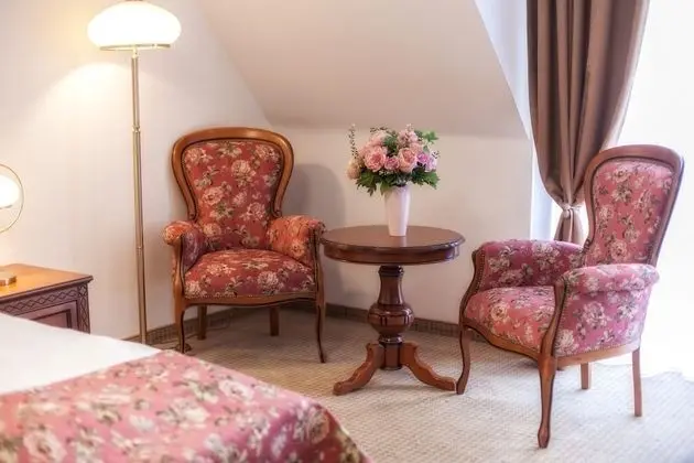 Superior Tek Büyük veya İki Ayrı Yataklı Oda