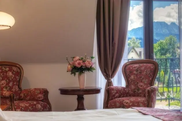 Superior Tek Büyük veya İki Ayrı Yataklı Oda