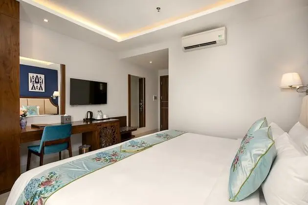 Deluxe Double Room City View