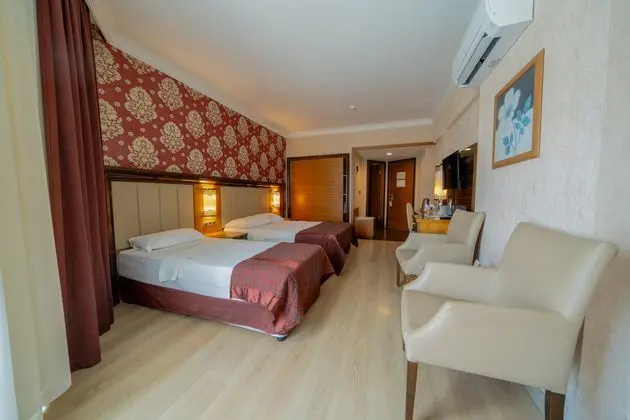 https://images.etstur.com/imgproxy/resize/2560x1440/files/images/hotelImages/etsrooms/23/Pasa_Beach_Hotel_20250311115233_3.jpg