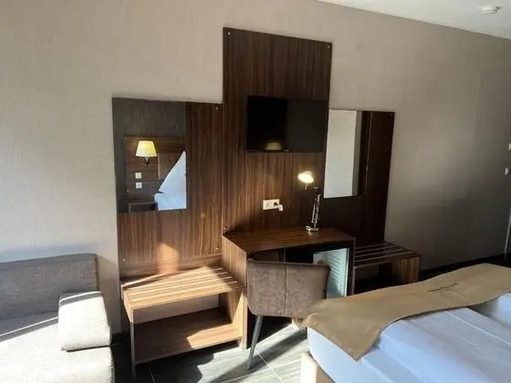 Comfort Tek Büyük Yataklı Oda