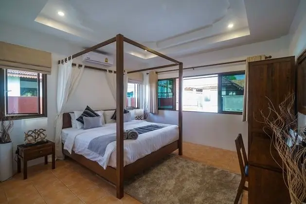 4 Bedrooms Private Pool Villa