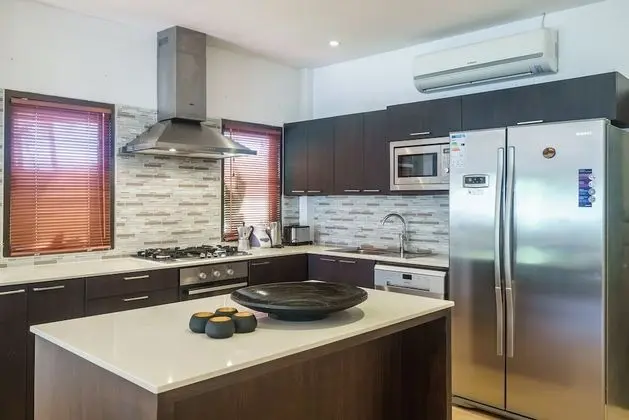4 Bedrooms Private Pool Villa