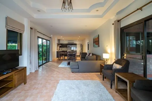4 Bedrooms Private Pool Villa