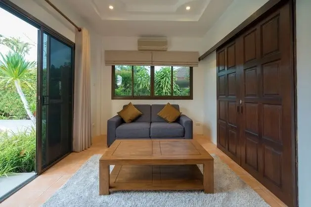 4 Bedrooms Private Pool Villa