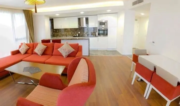 Residence Suit