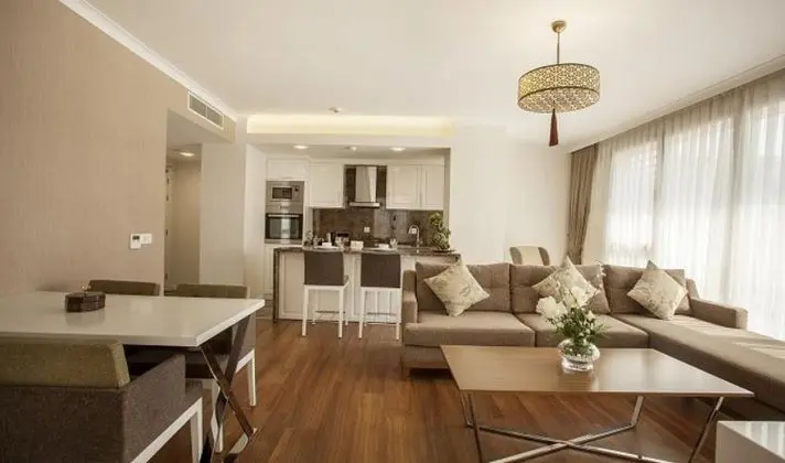 Residence Suit