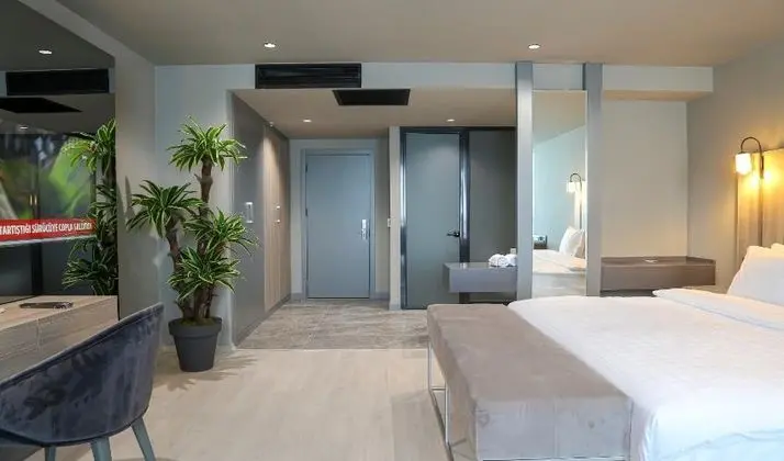 Executive Room