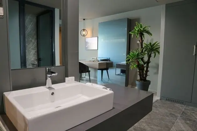 Executive Jakuzili& Deniz Manzaralı Suite