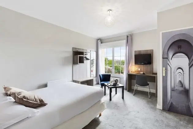 Classic Oda, 1 Büyük (Queen) Boy Yatak, Sigara İçilmez