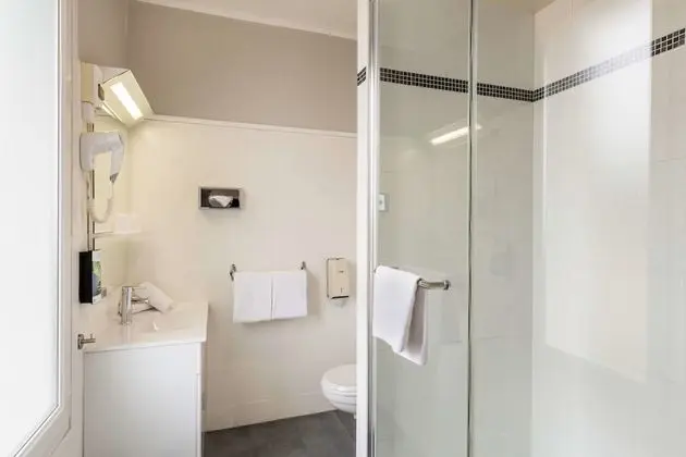 Classic Oda, 1 Büyük (Queen) Boy Yatak, Sigara İçilmez