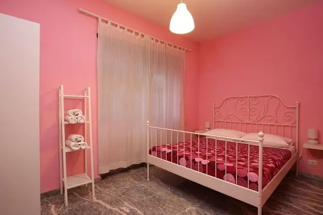 Tek Büyük Yataklı Oda (private external bathroom)
