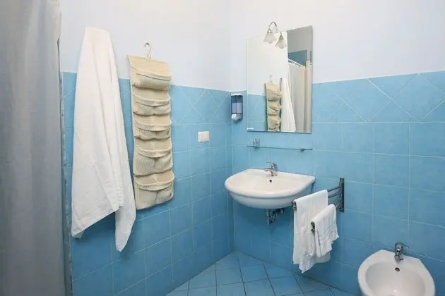 Tek Büyük Yataklı Oda (private external bathroom)
