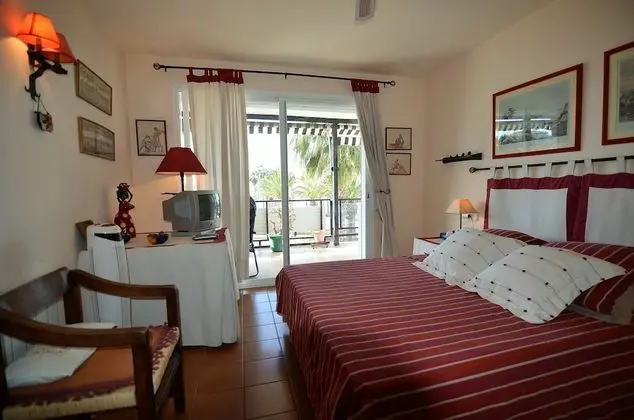 Apart Daire, 5 Yatak Odası