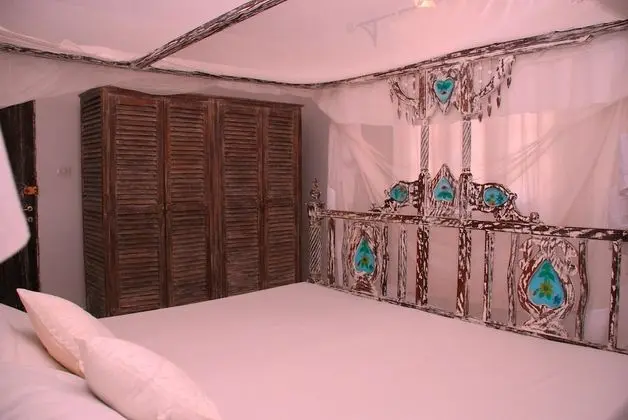 Deluxe Büyük Yataklı Tek Kişilik Oda, Bahçe Manzaralı